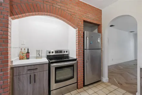 335 NE 127th Street North Miami FL 33161