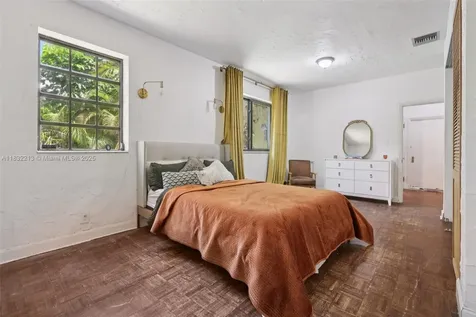 335 NE 127th Street North Miami FL 33161
