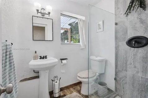 335 NE 127th Street North Miami FL 33161