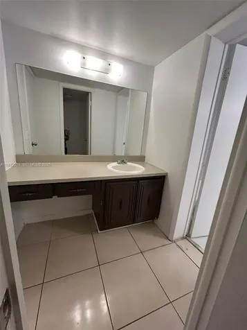 496 NW 165th Street Road Miami FL 33169