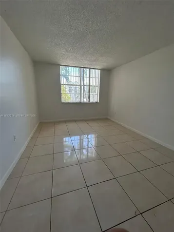496 NW 165th Street Road Miami FL 33169