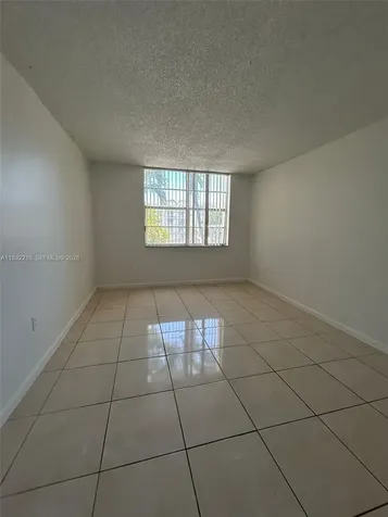 496 NW 165th Street Road Miami FL 33169