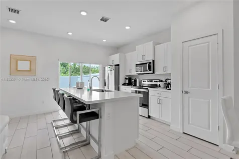 814 SE 19th Street Homestead FL 33034