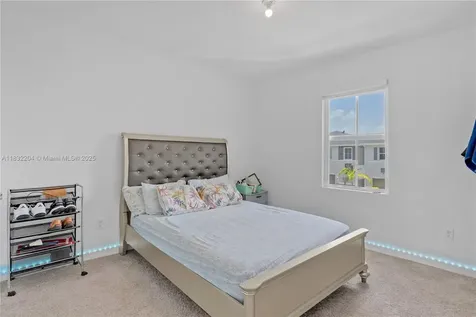 814 SE 19th Street Homestead FL 33034