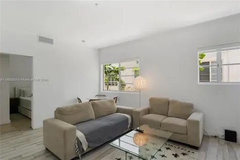 1560 Meridian Avenue Miami Beach FL 33139