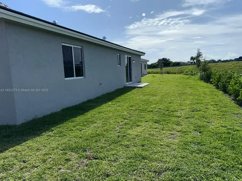 1884 NE 1st Street Homestead FL 33033