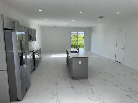 1884 NE 1st Street Homestead FL 33033