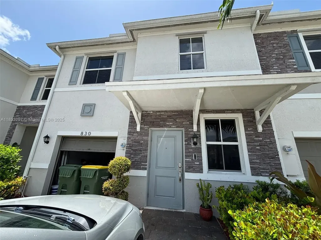 830 SE 19th Street Homestead FL 33034