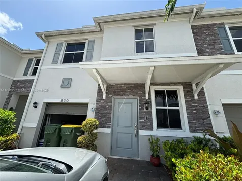 830 SE 19th Street Homestead FL 33034