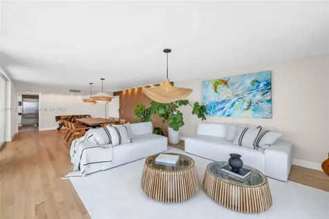 615 Ocean Drive Key Biscayne FL 33149