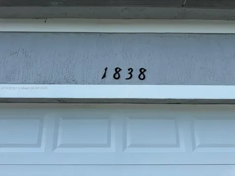 1828 NE 1st Street Homestead FL 33033