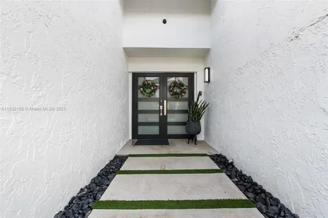 11713 SW 129th Place Miami FL 33186