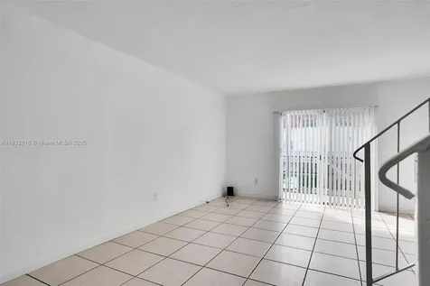 8650 SW 67th Avenue Pinecrest FL 33156
