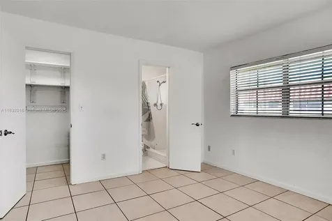 8650 SW 67th Avenue Pinecrest FL 33156