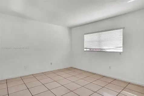8650 SW 67th Avenue Pinecrest FL 33156