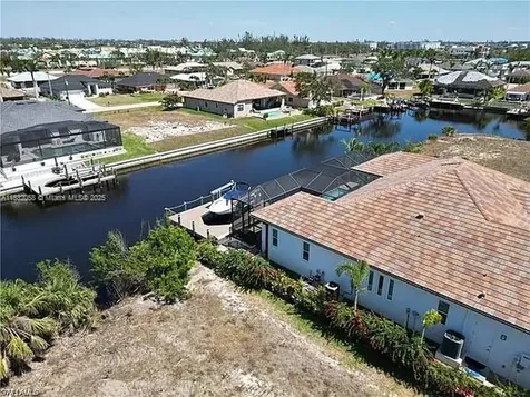 2527 SW 25th Terrace Cape Coral FL 33914
