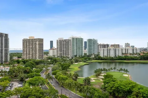 3675 N Country Club Drive Aventura FL 33180