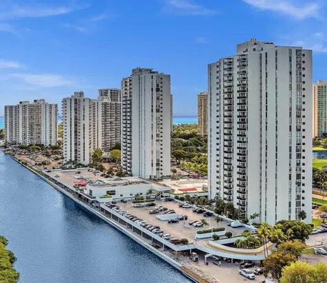 3675 N Country Club Drive Aventura FL 33180