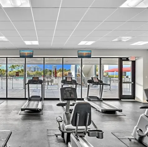 3675 N Country Club Drive Aventura FL 33180