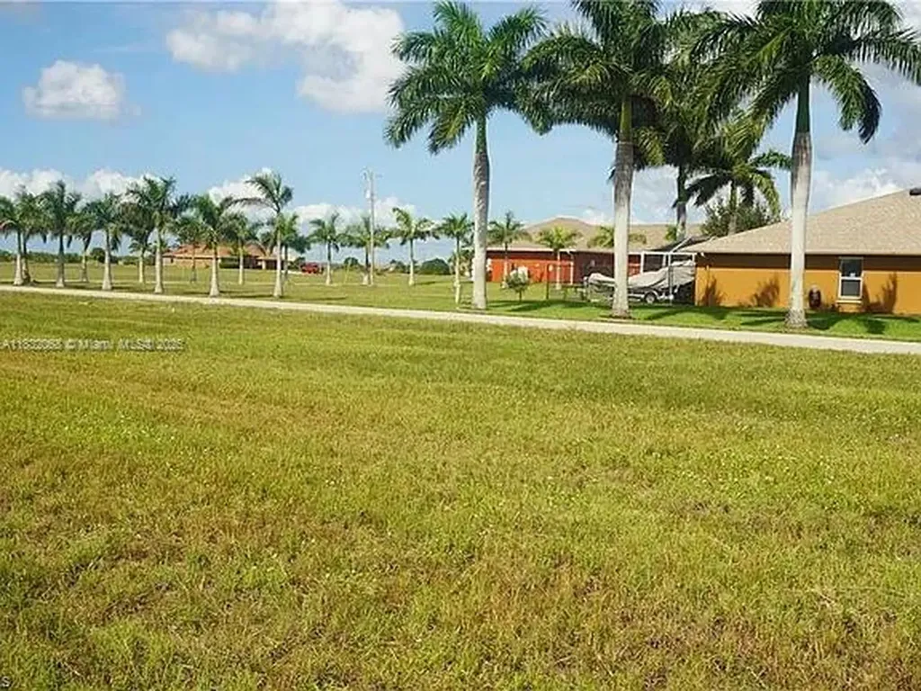 4500 NW 34th Terrace Cape Coral FL 33993