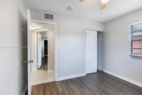 407 S 61st Avenue Hollywood FL 33023