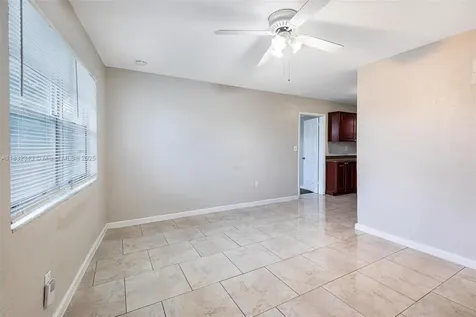 407 S 61st Avenue Hollywood FL 33023
