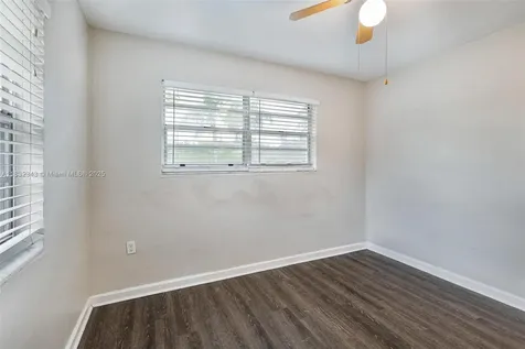 407 S 61st Avenue Hollywood FL 33023