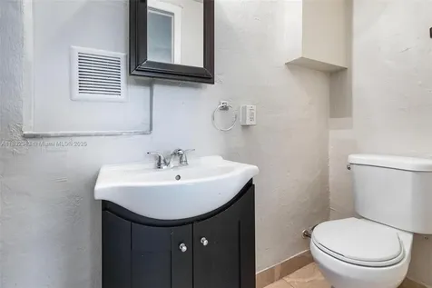 407 S 61st Avenue Hollywood FL 33023