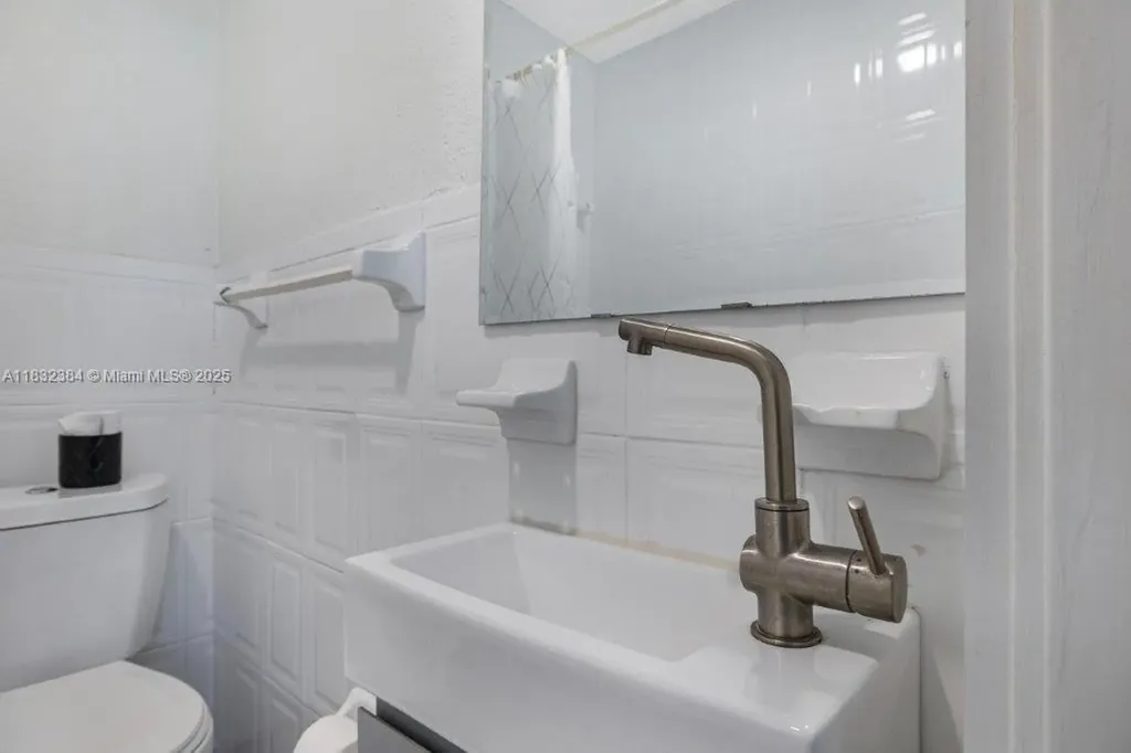 505 SE 20th Street Fort Lauderdale FL 33316