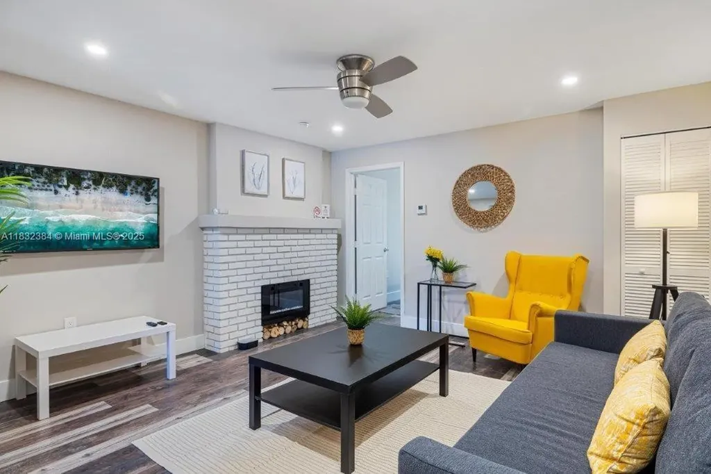 505 SE 20th Street Fort Lauderdale FL 33316