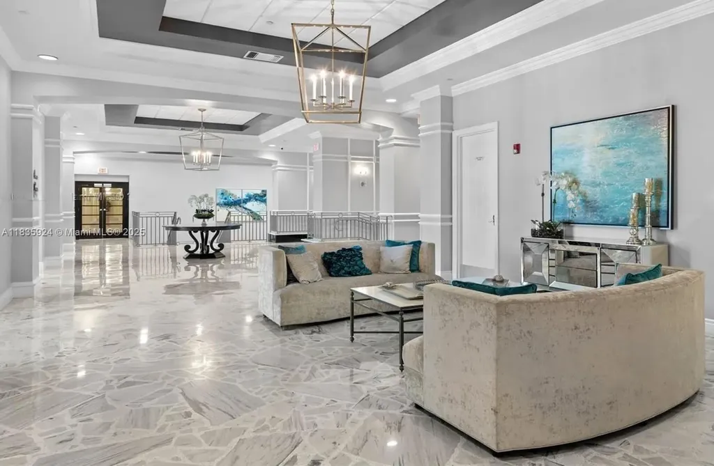 2501 S Ocean Drive Hollywood FL 33019