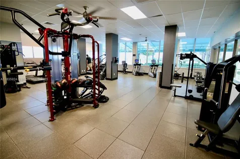 2501 S Ocean Drive Hollywood FL 33019