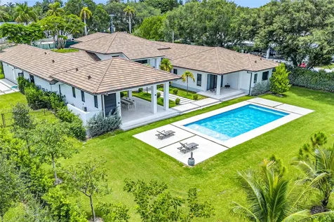 7699 SW 118th Street Pinecrest FL 33156