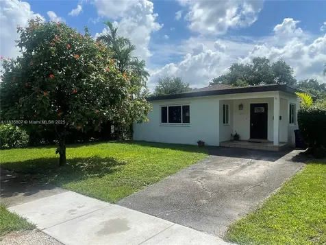 473 South Drive Miami Springs FL 33166