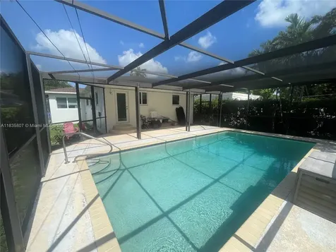 473 South Drive Miami Springs FL 33166