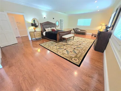 7895 SW 122nd Street Pinecrest FL 33156