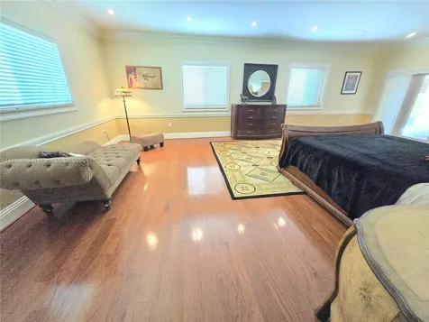 7895 SW 122nd Street Pinecrest FL 33156