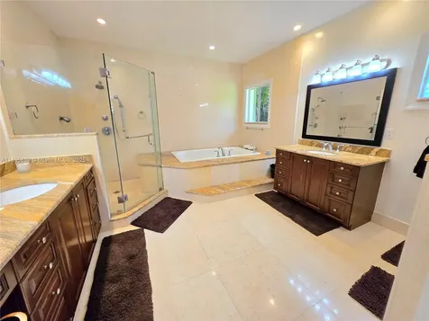 7895 SW 122nd Street Pinecrest FL 33156