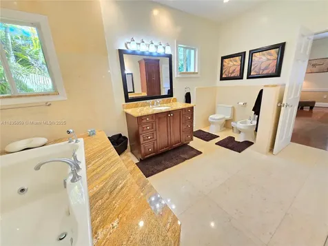 7895 SW 122nd Street Pinecrest FL 33156