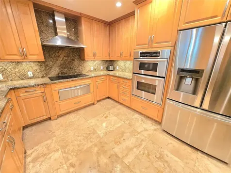7895 SW 122nd Street Pinecrest FL 33156