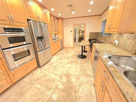 7895 SW 122nd Street Pinecrest FL 33156