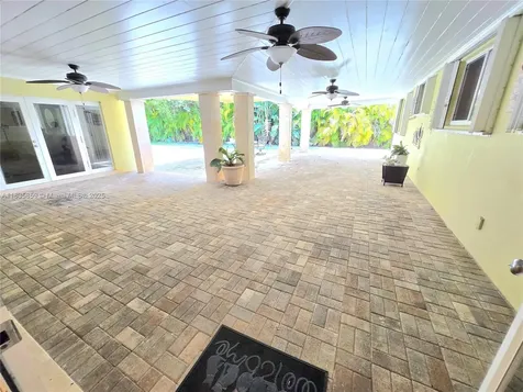 7895 SW 122nd Street Pinecrest FL 33156
