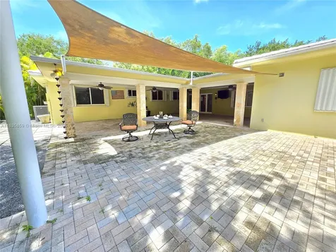 7895 SW 122nd Street Pinecrest FL 33156