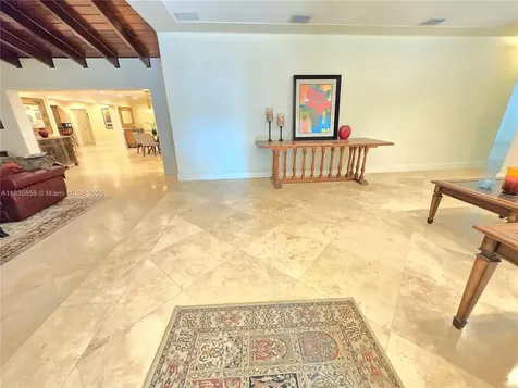 7895 SW 122nd Street Pinecrest FL 33156