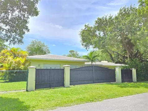 7895 SW 122nd Street Pinecrest FL 33156