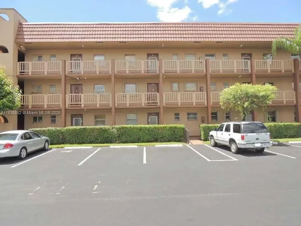 9800 Sunrise Lakes Boulevard Sunrise FL 33322