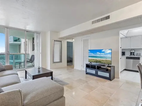 3801 S Ocean Drive Hollywood FL 33019