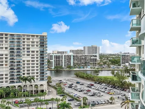 3801 S Ocean Drive Hollywood FL 33019