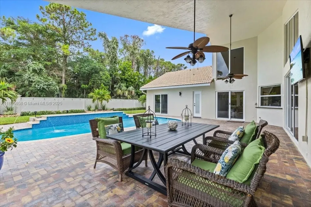 8644 NW 43rd Court Coral Springs FL 33065