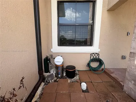 3482 W 114th Terrace Hialeah FL 33018